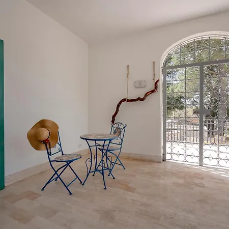 Guesthost Borgo Lucia - Magnolia Selva Di Fasano