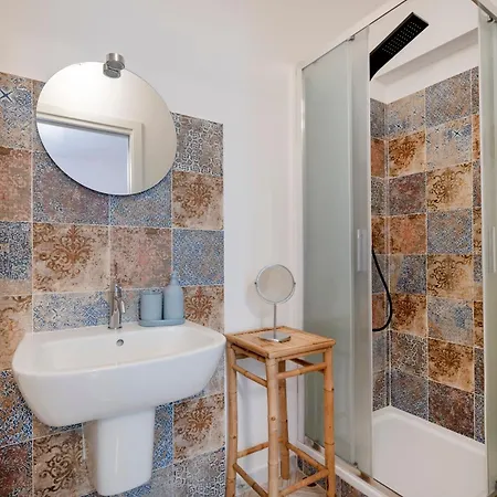 Guesthost Borgo Lucia - Magnolia Villa