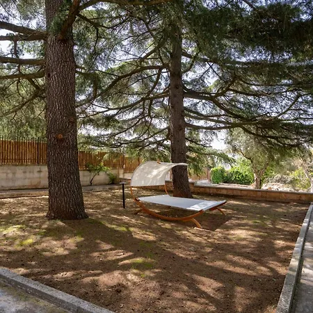 Guesthost Borgo Lucia - Magnolia Villa